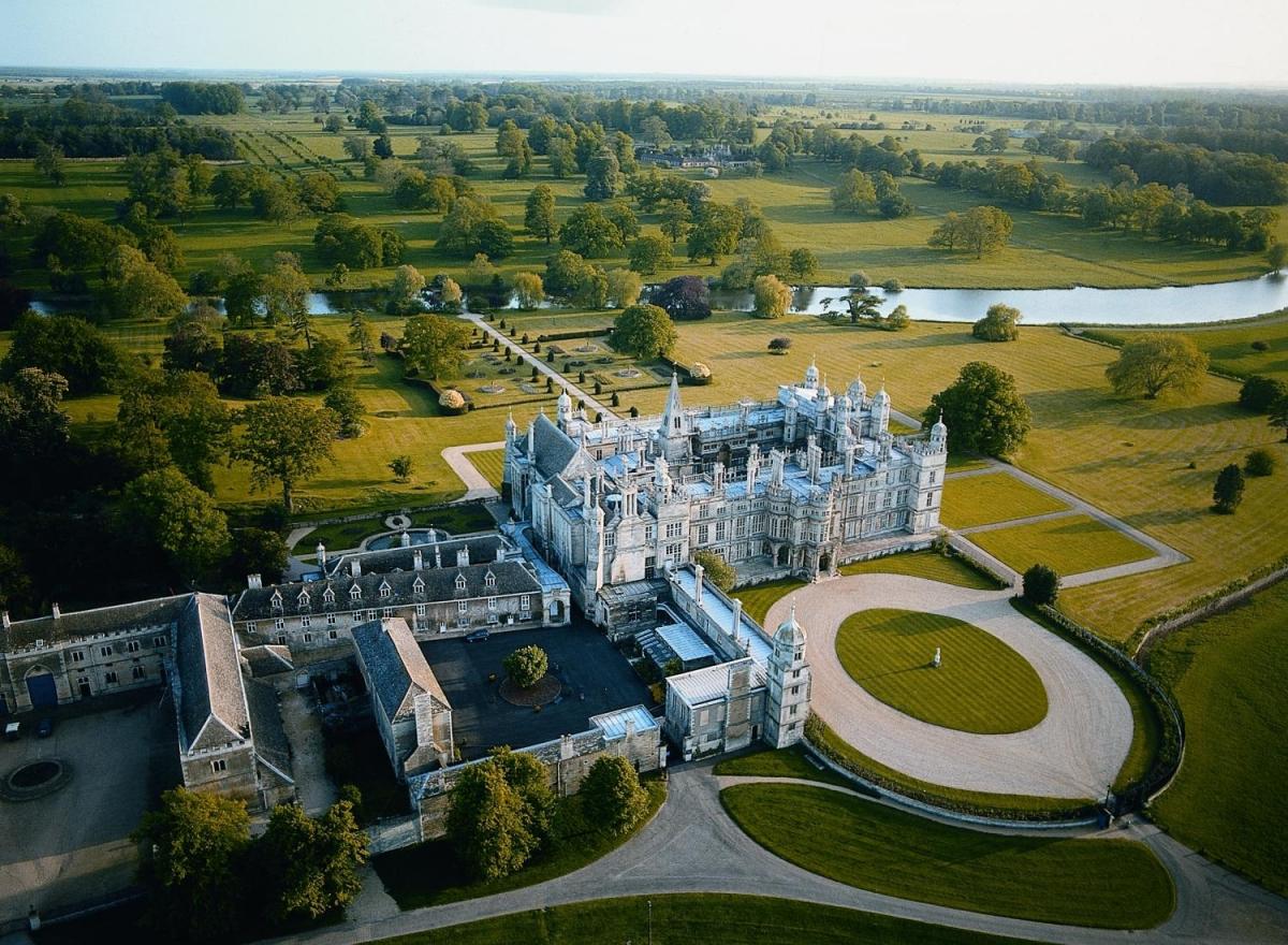 An incredible day out at Burghley House where the Crown was filmed